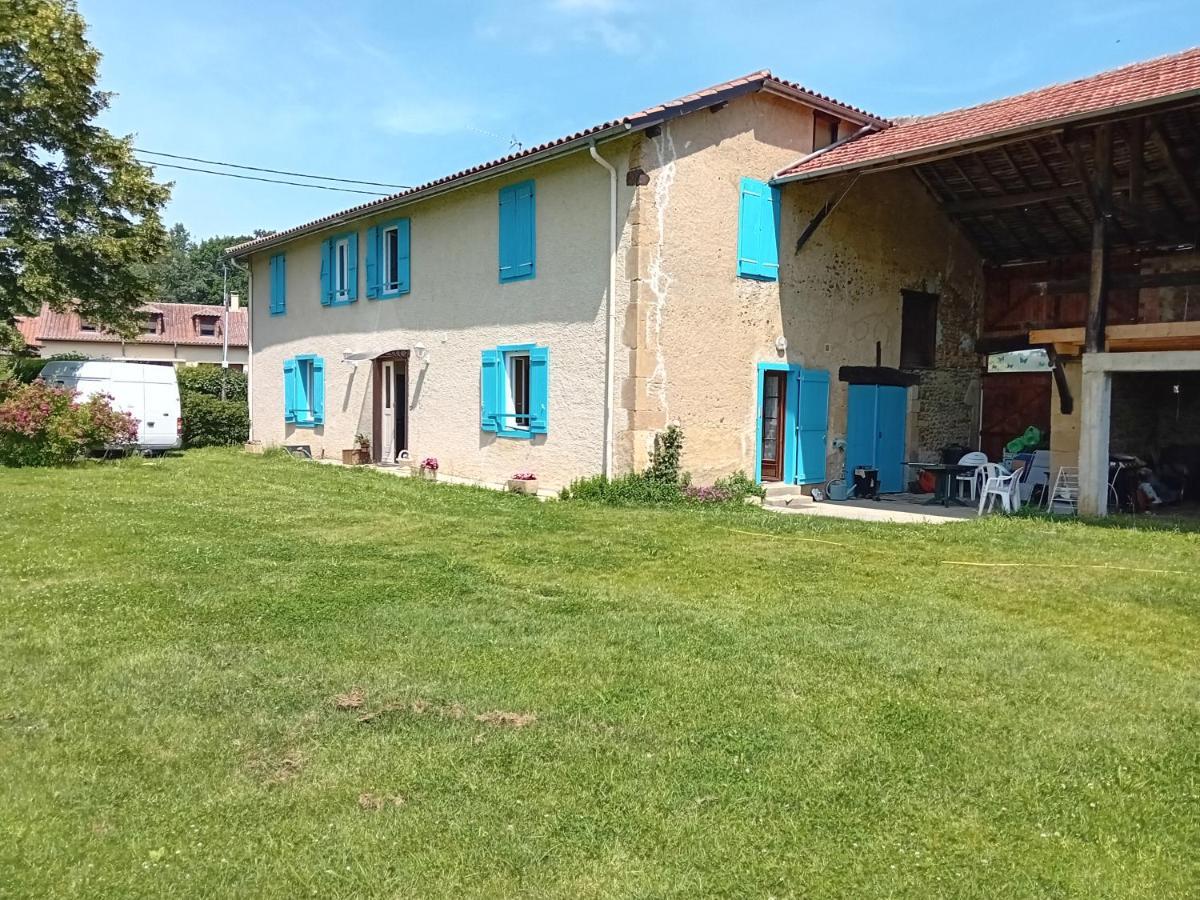 Clos A Malypense Chez Mr Montamat Galan Exterior photo